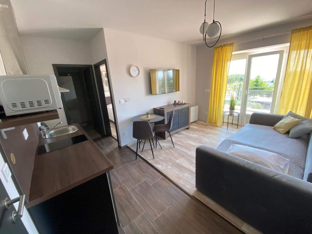 Balkon Apartmanház Panzió Balatonfüred Esterno foto