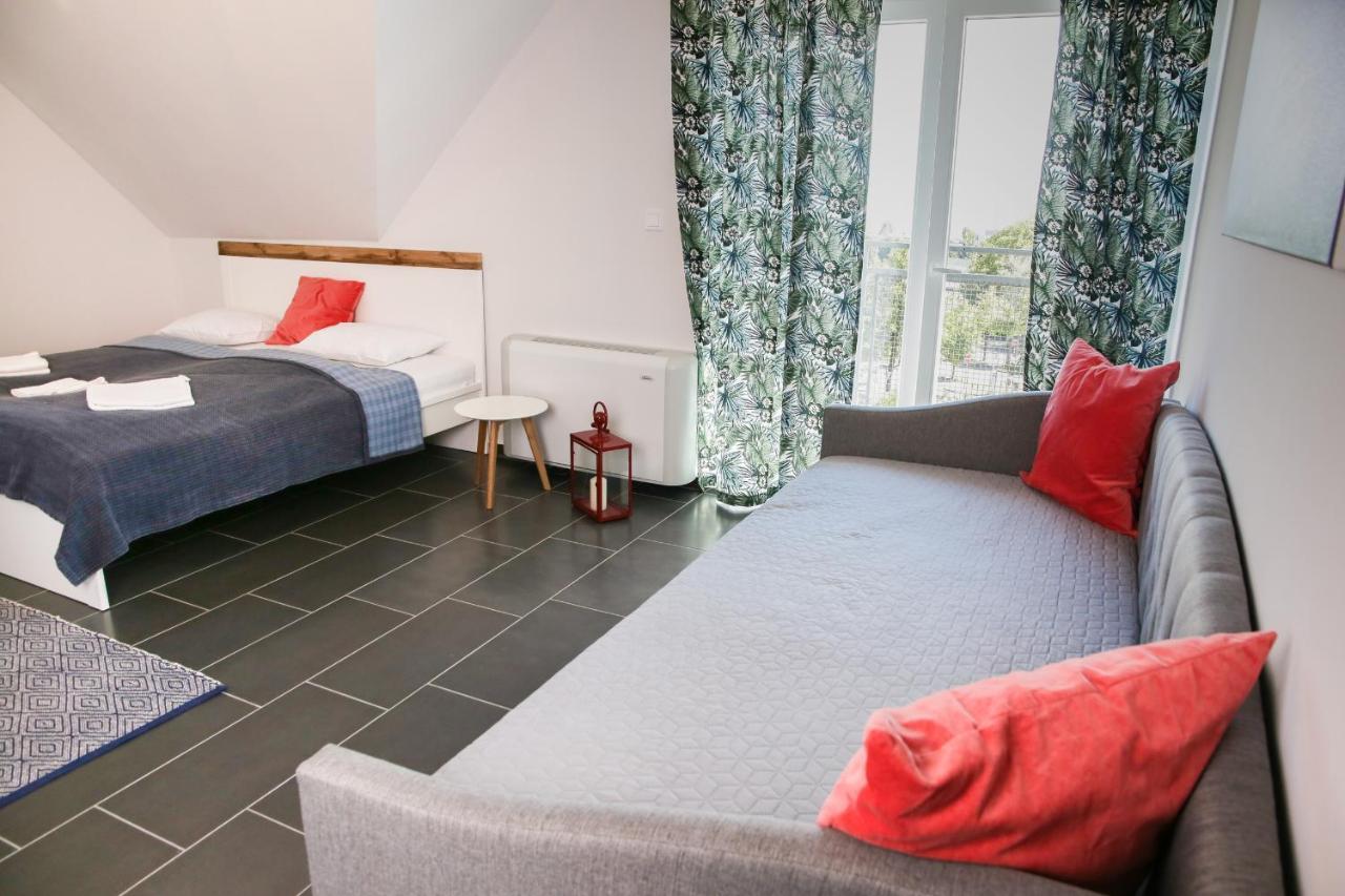 Balkon Apartmanház Panzió Balatonfüred Esterno foto