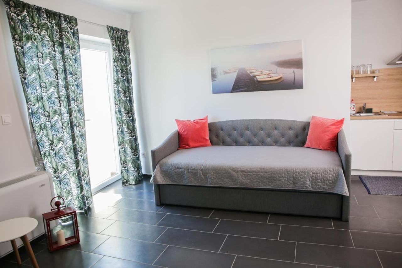 Balkon Apartmanház Panzió Balatonfüred Esterno foto