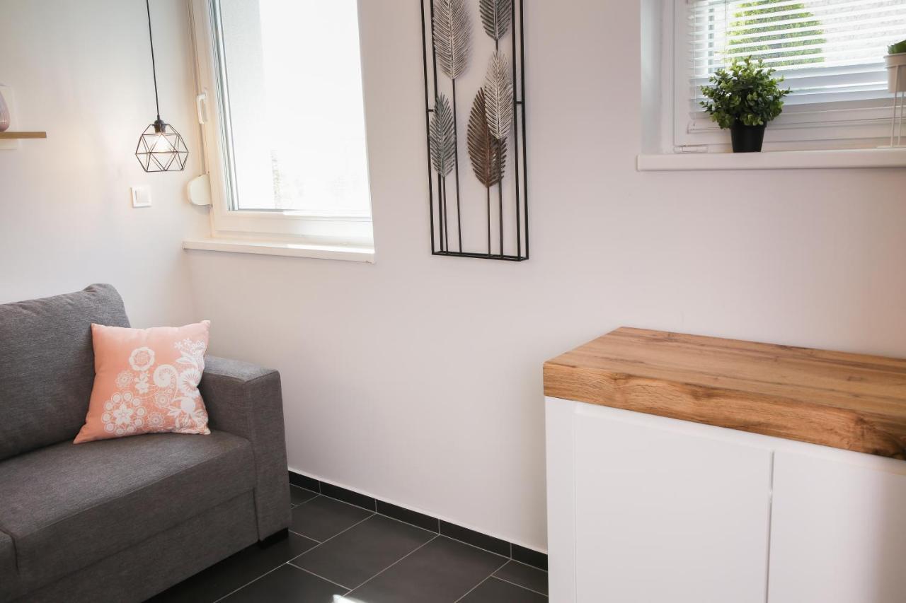 Balkon Apartmanház Panzió Balatonfüred Esterno foto