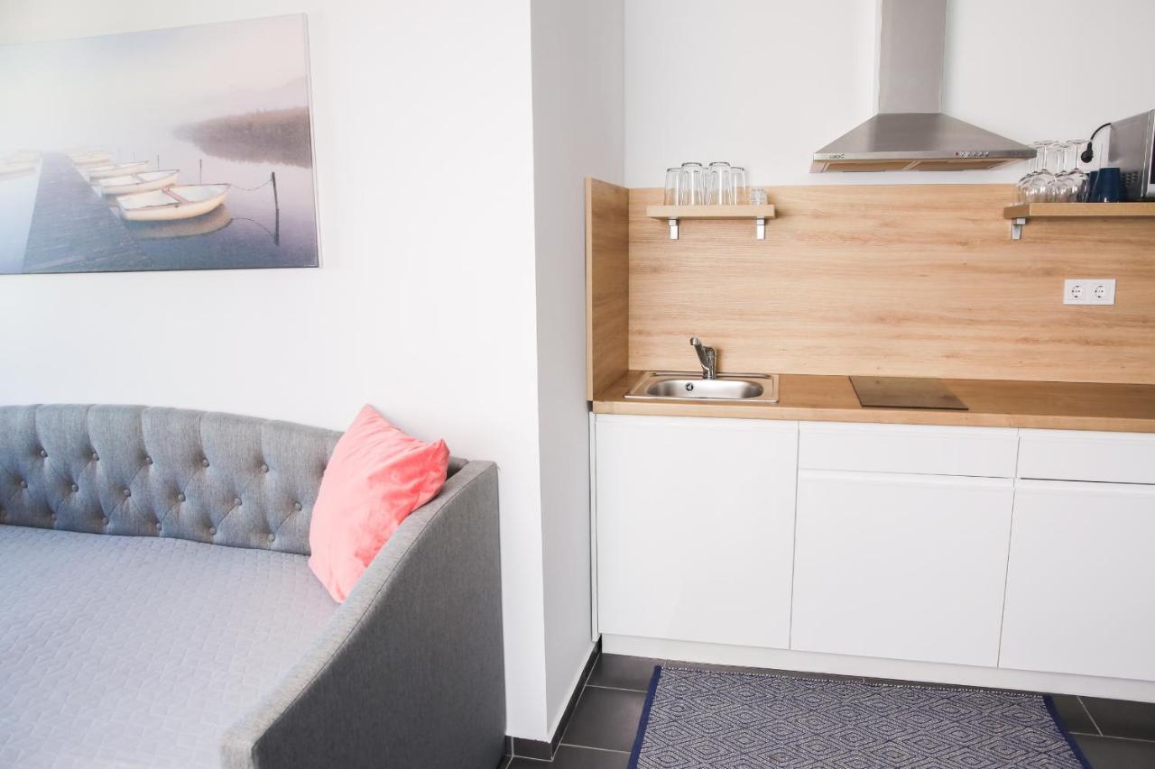 Balkon Apartmanház Panzió Balatonfüred Esterno foto