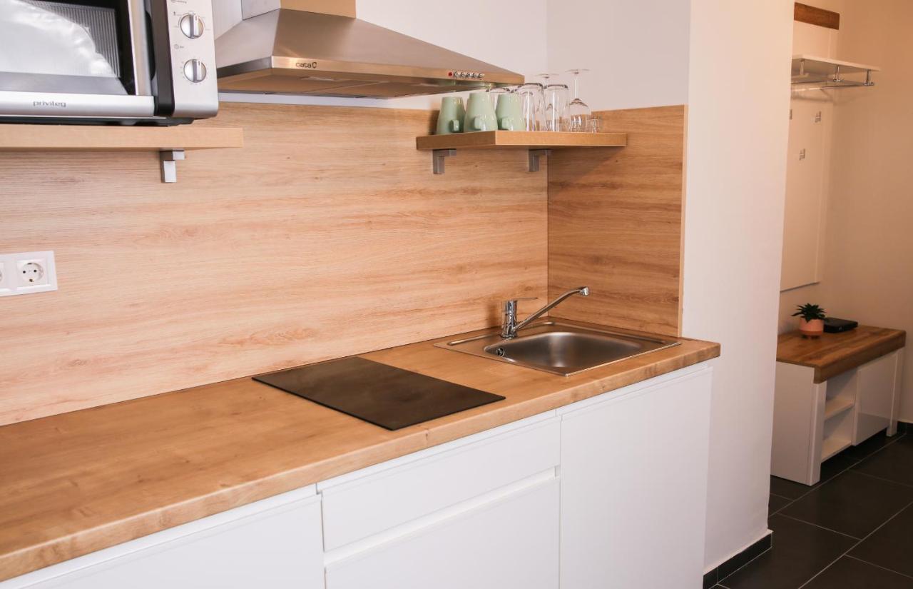 Balkon Apartmanház Panzió Balatonfüred Esterno foto