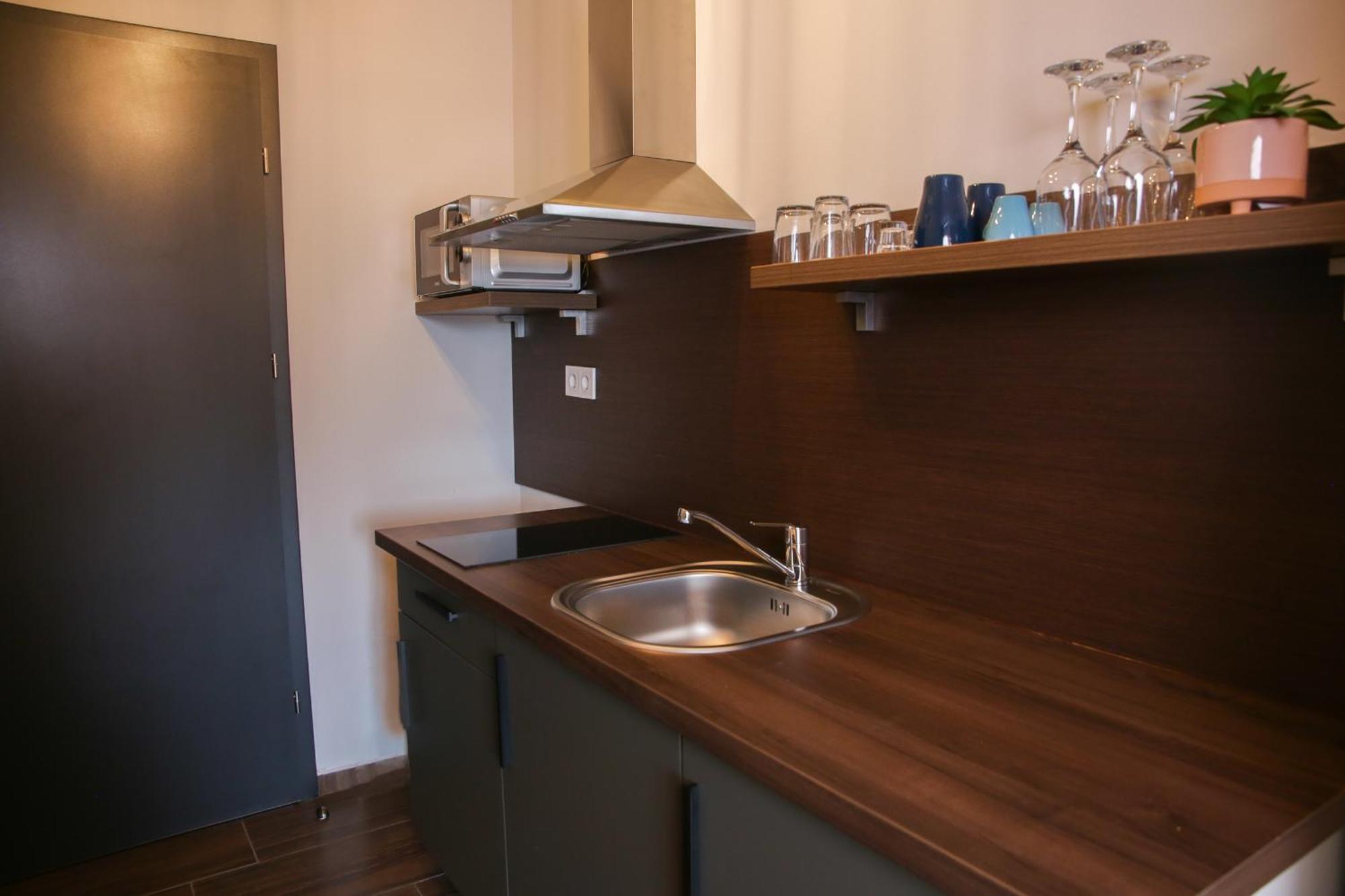 Balkon Apartmanház Panzió Balatonfüred Esterno foto