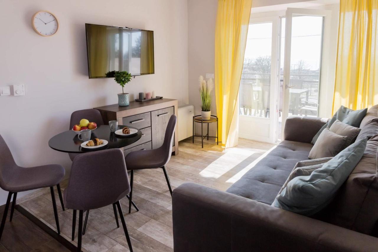Balkon Apartmanház Panzió Balatonfüred Esterno foto