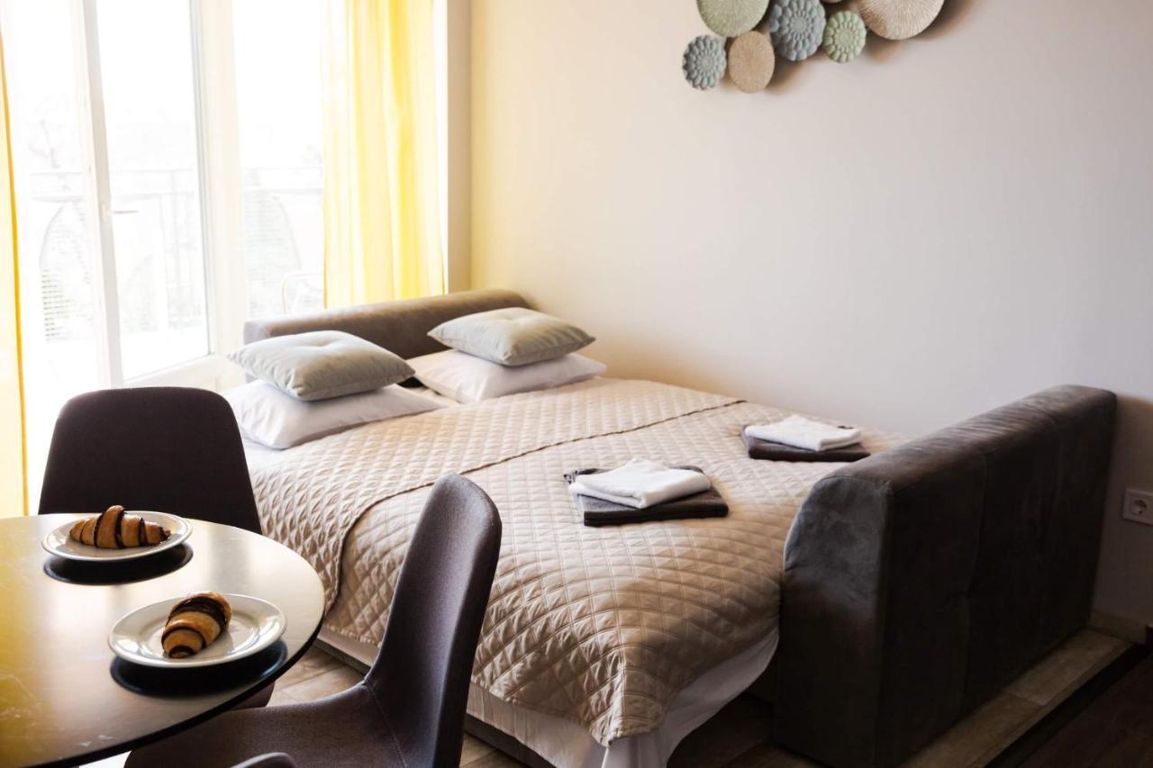 Balkon Apartmanház Panzió Balatonfüred Esterno foto